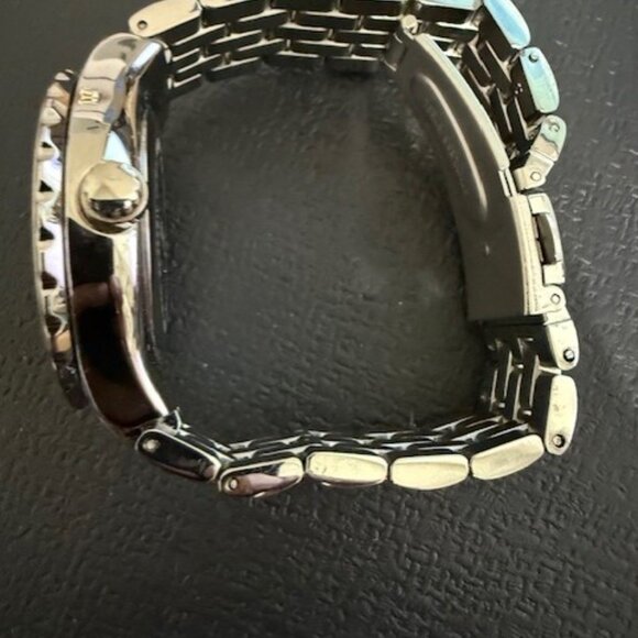 AZ Women's Watch MOP with Crystal Dial Preowned - Picture 3 of 3